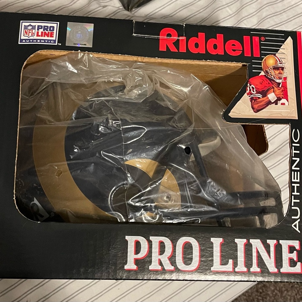 St Louis Rams Pro Line Authentic Riddell Helmet New In Box 1995 VINTAGE - Picture 2 of 4